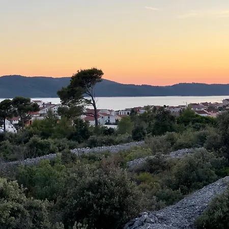 Rooftop House بيت للعطل *