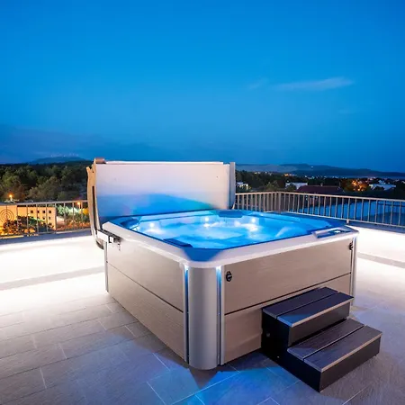 Rooftop House Brodarica (Sibenik-Knin)
