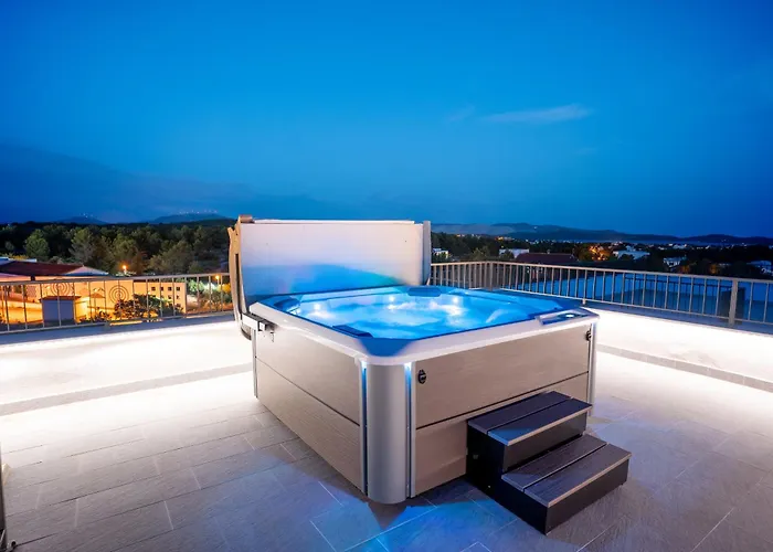 Rooftop House Brodarica (Sibenik-Knin)