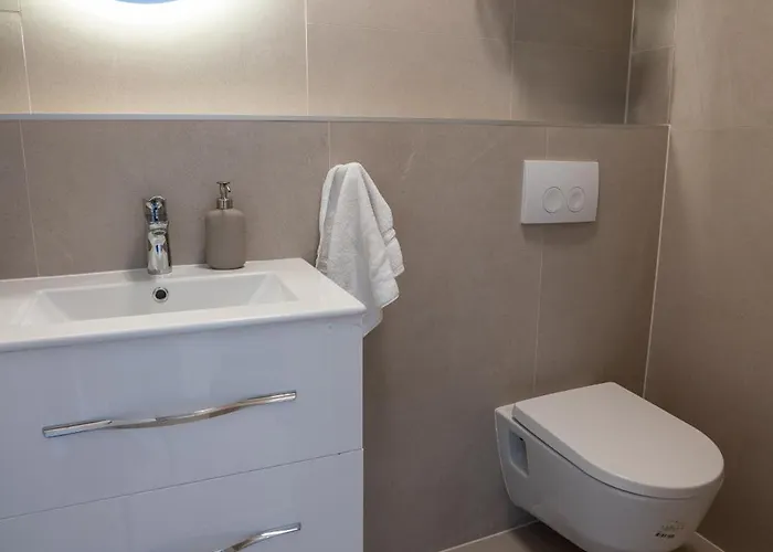 Rooftop House Vakantiehuis Brodarica (Sibenik-Knin)